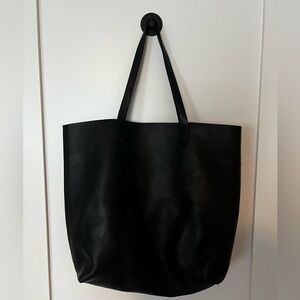 Madewell black leather tote bag